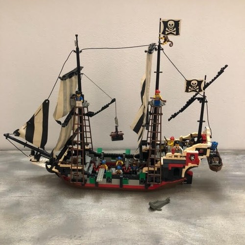 Lego 6286 galeone - pirati, 1993