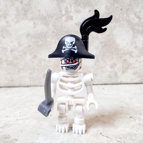 Lego pirates capitano - lego, pirata